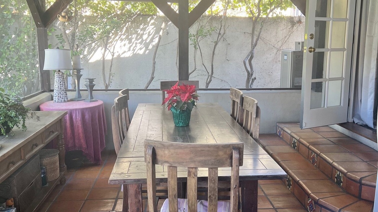 Photo of Outdoor in Mid City