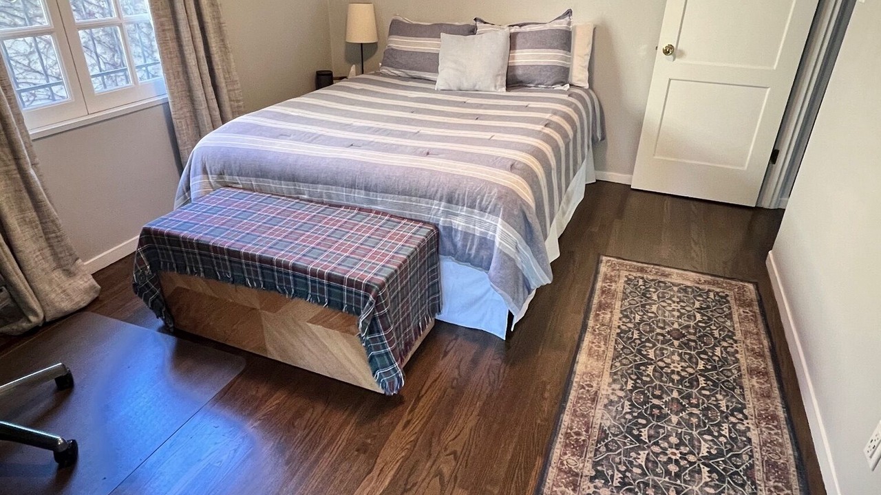 Photo of Bedroom in Mid City