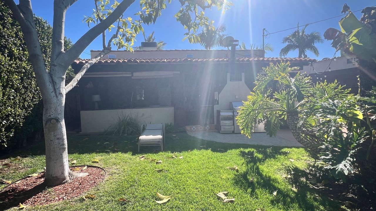 Photo of Outdoor in Mid City
