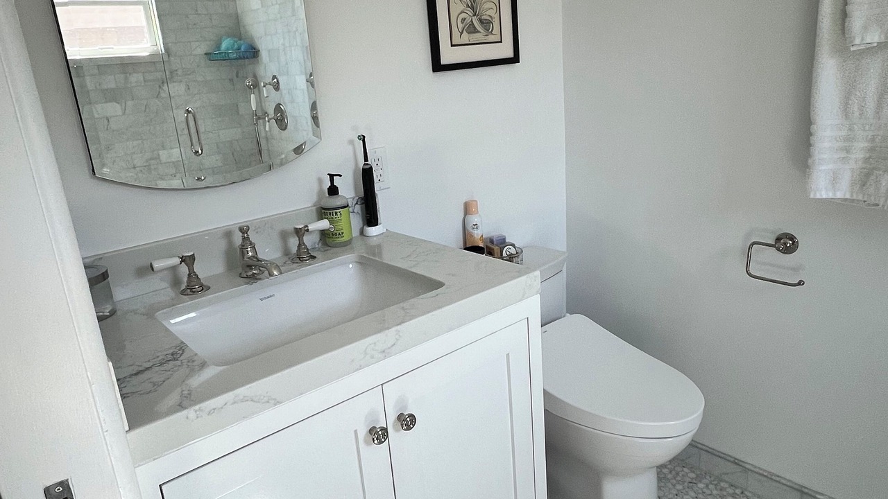 Photo of Bathroom in Mid City