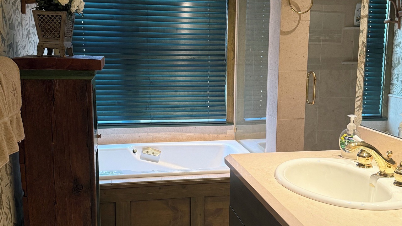 Photo of Bathroom in Teton Pines