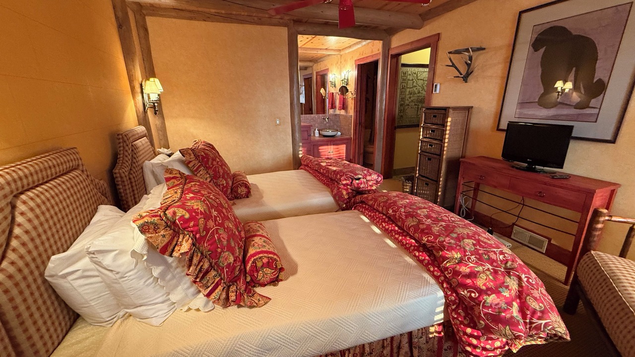 Photo of Bedroom in Teton Pines