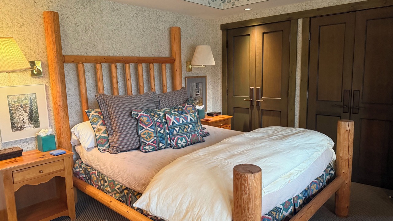 Photo of Bedroom in Teton Pines
