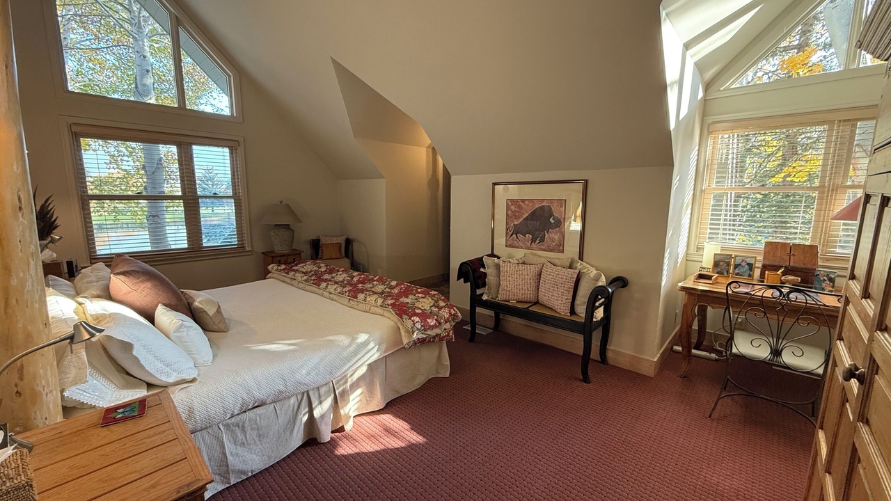 Photo of Bedroom in Teton Pines