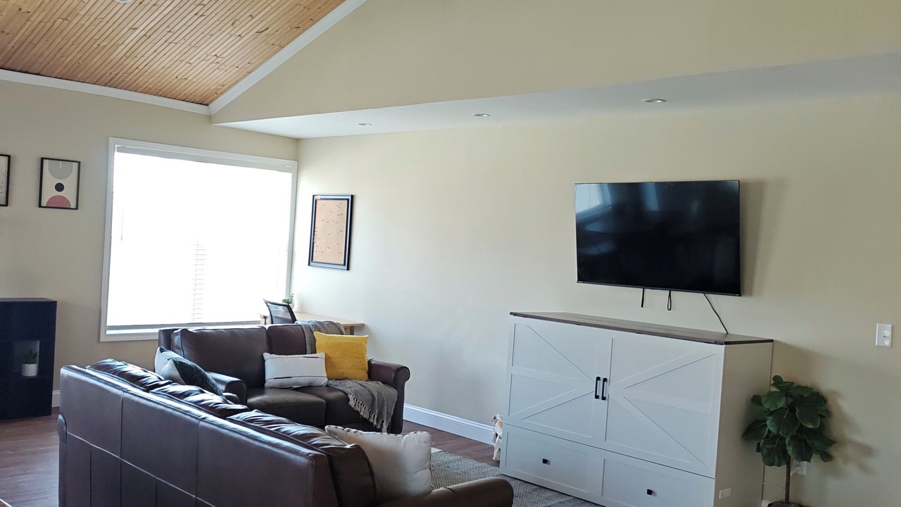 Photo of Livingroom in Charlestown