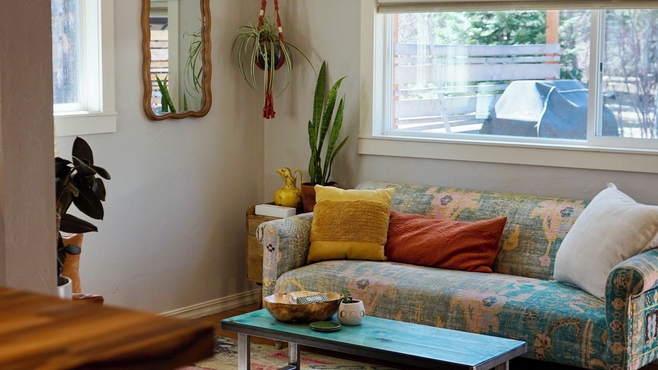 Photo of Livingroom in Woods Bay