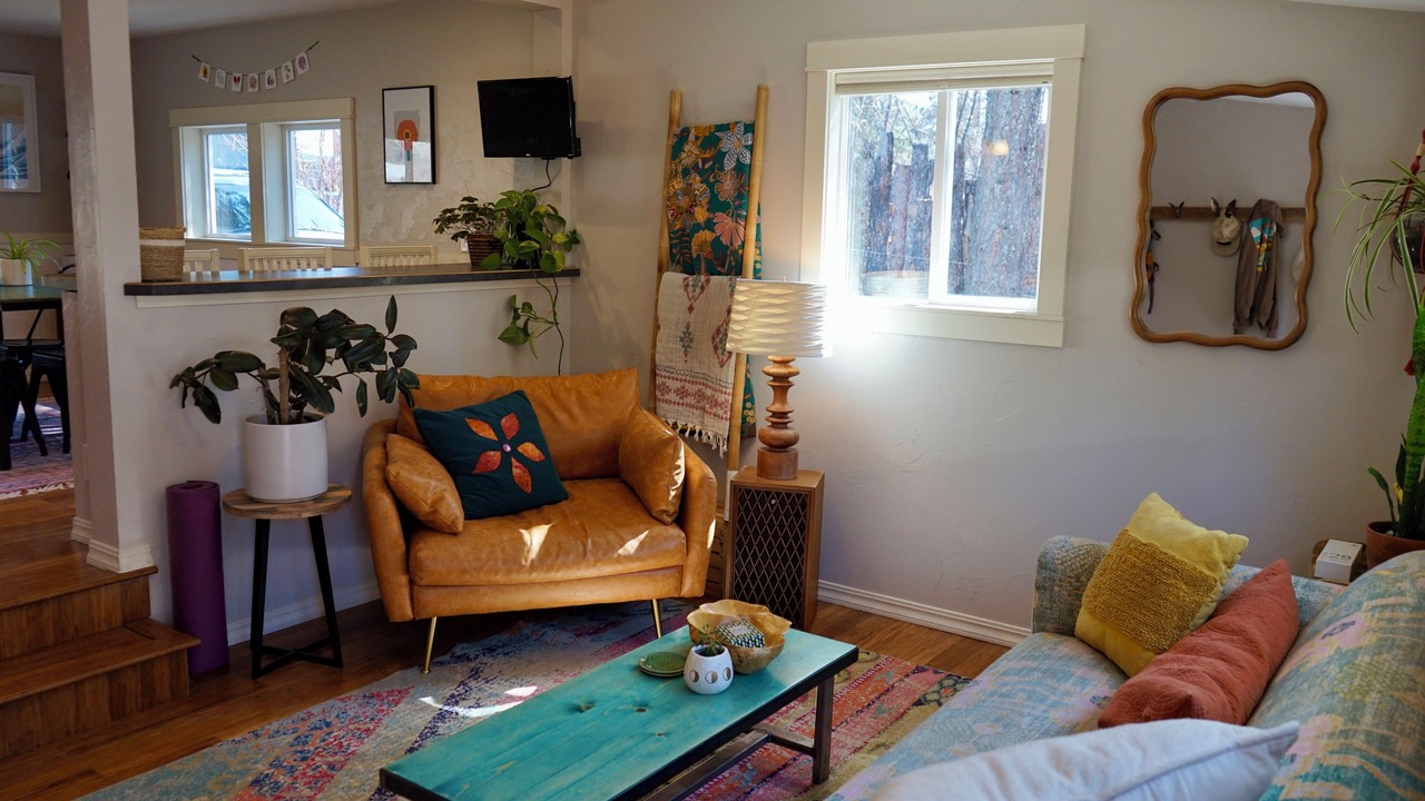 Photo of Livingroom in Woods Bay
