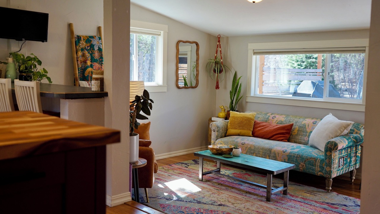 Photo of Livingroom in Woods Bay
