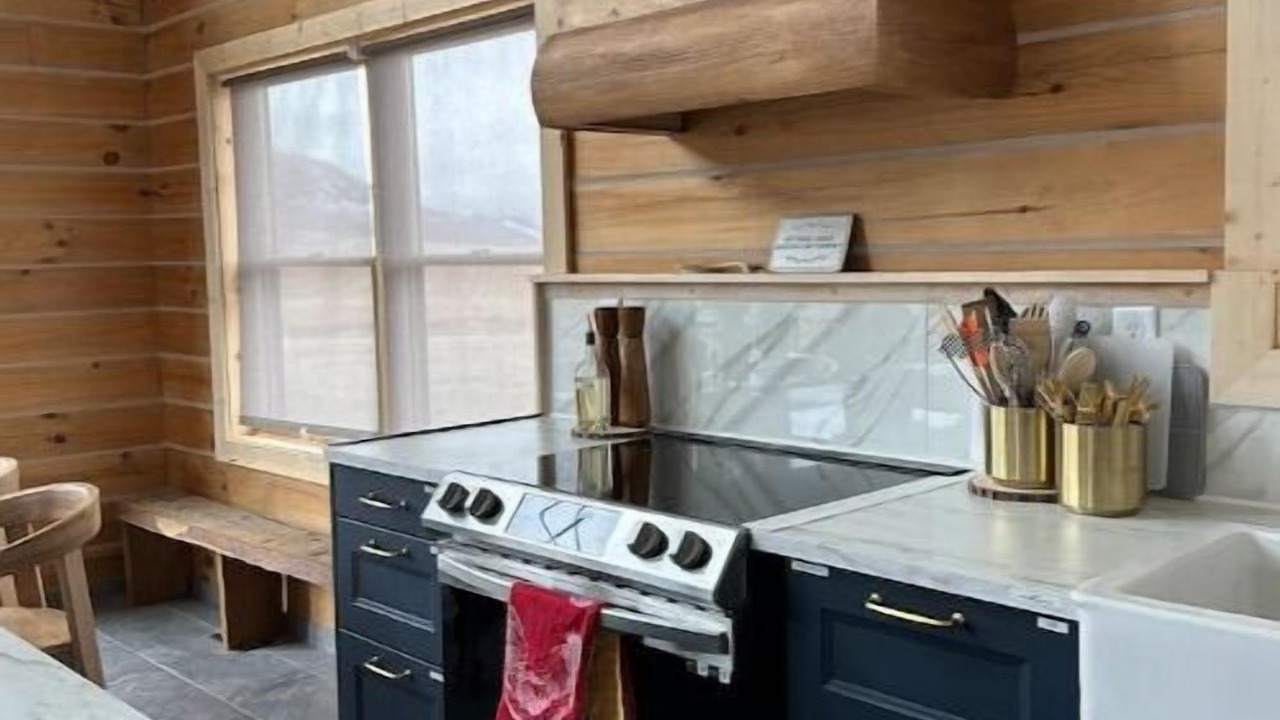 Photo of Kitchen in Lava Hot Springs
