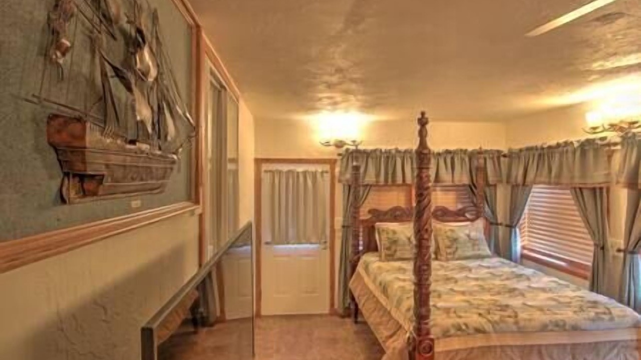 Photo of Bedroom in Gardiner