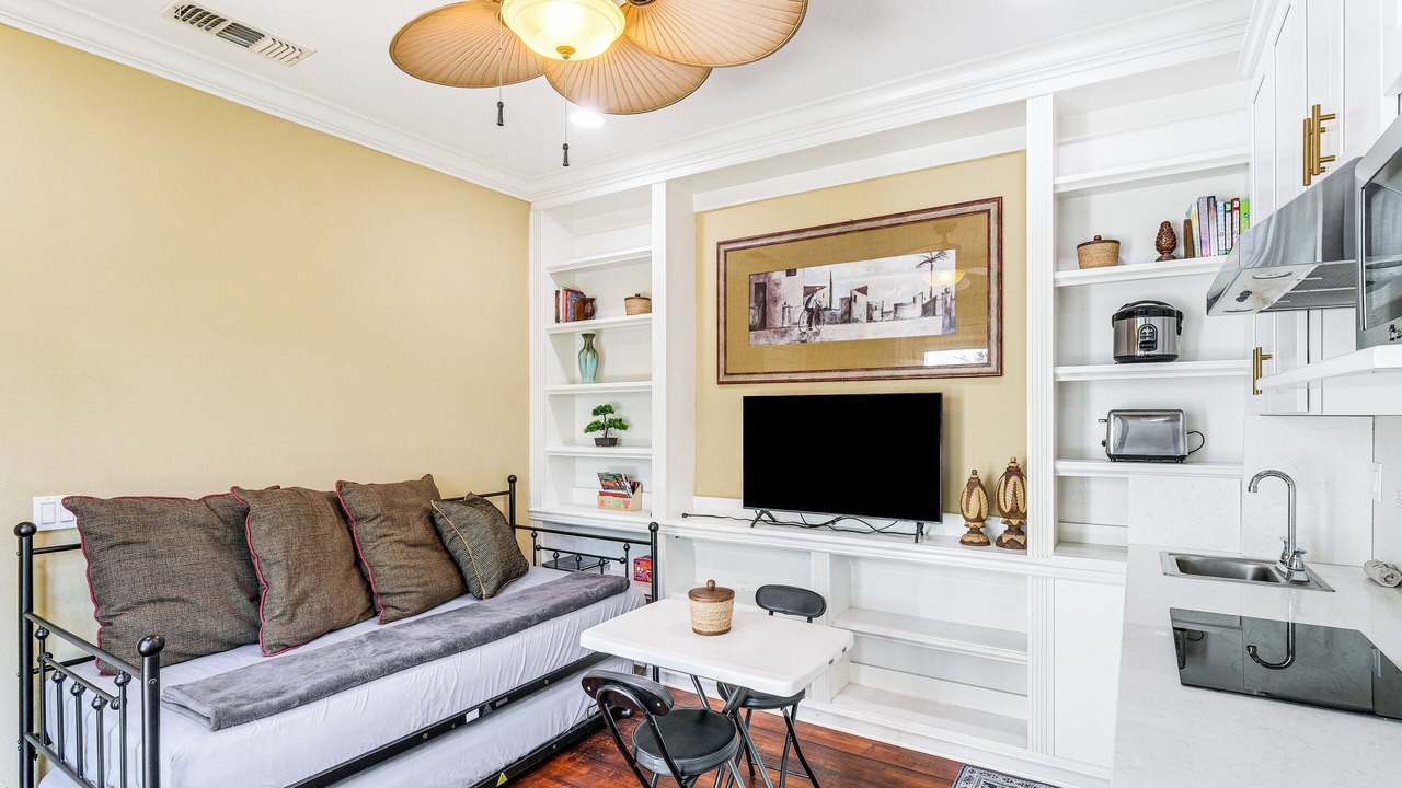 Photo of Livingroom in Torrey Highlands