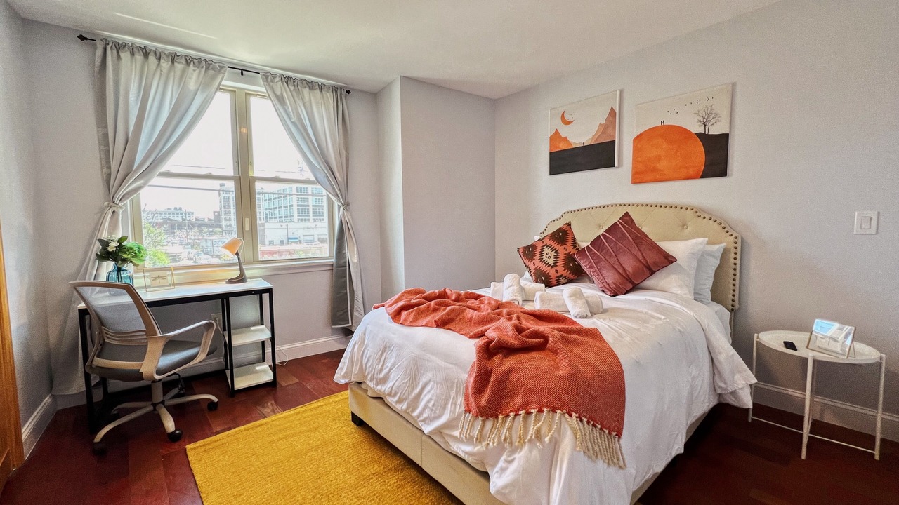 Photo of Bedroom in Poplar