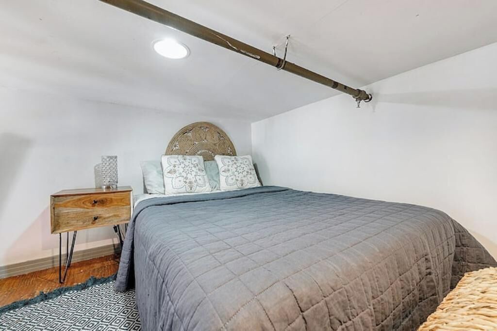 Photo of Bedroom in Detroit
