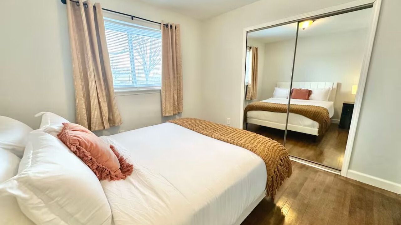 Photo of Bedroom in Sterling Heights
