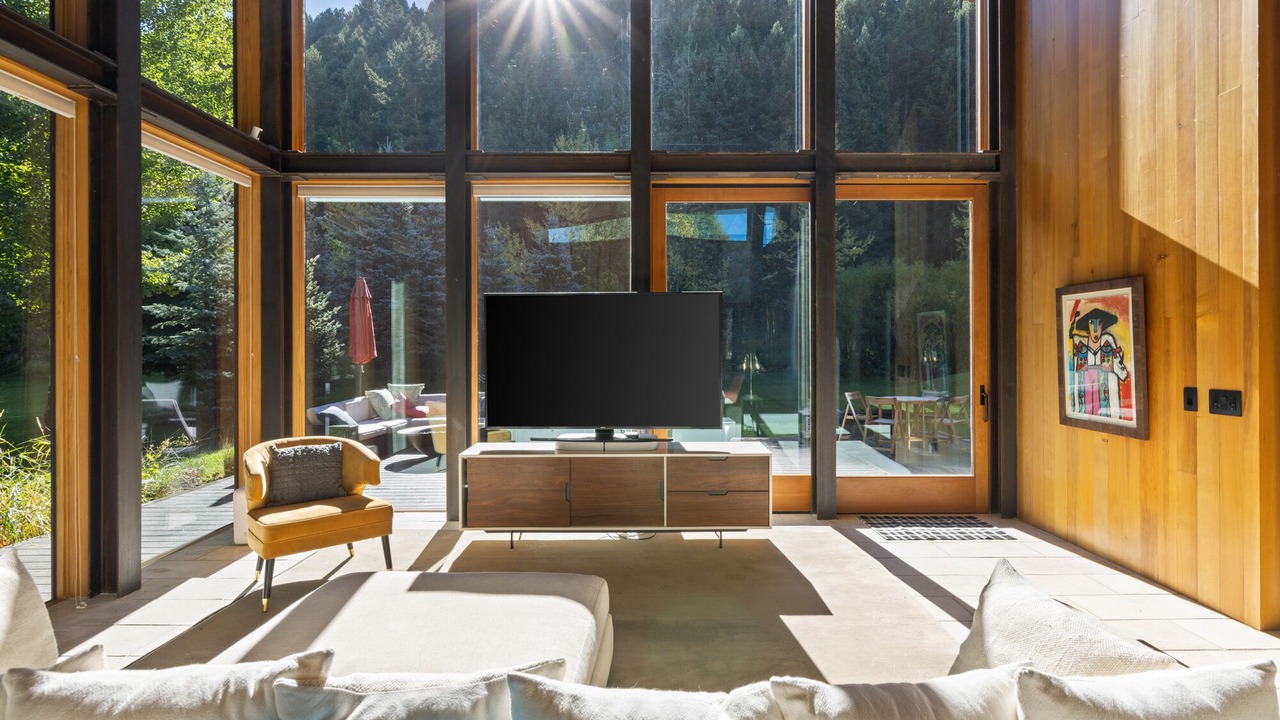 Photo of Livingroom in Indian Trails