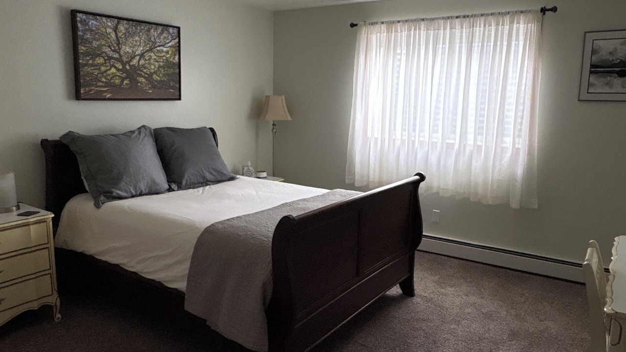 Photo of Bedroom in Livingston