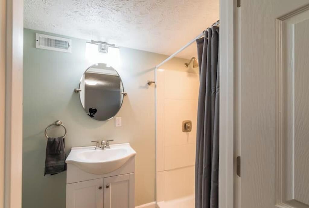 Photo of Bathroom in Cleveland Heights