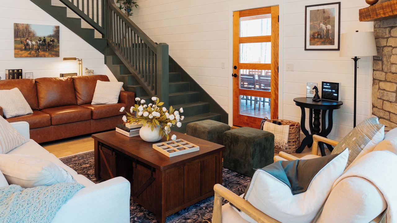 Photo of Livingroom in Hochatown