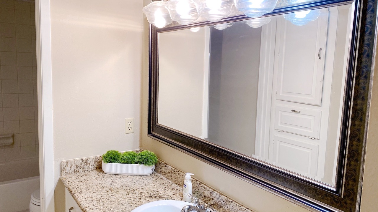 Photo of Bathroom in Nassau Bay