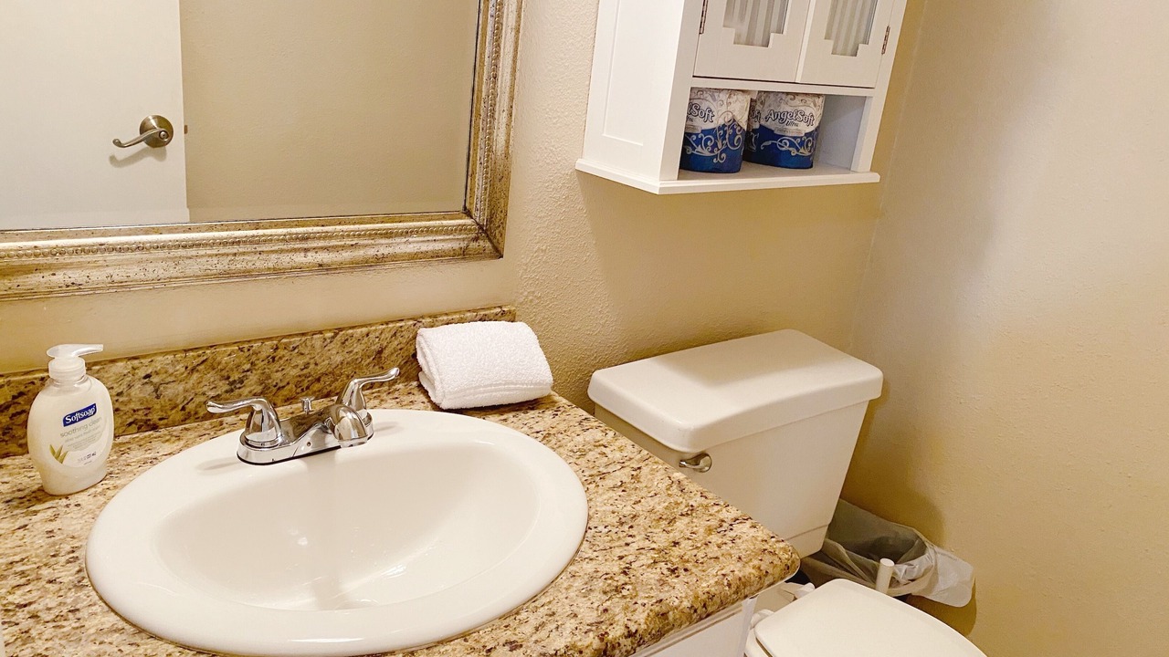 Photo of Bathroom in Nassau Bay