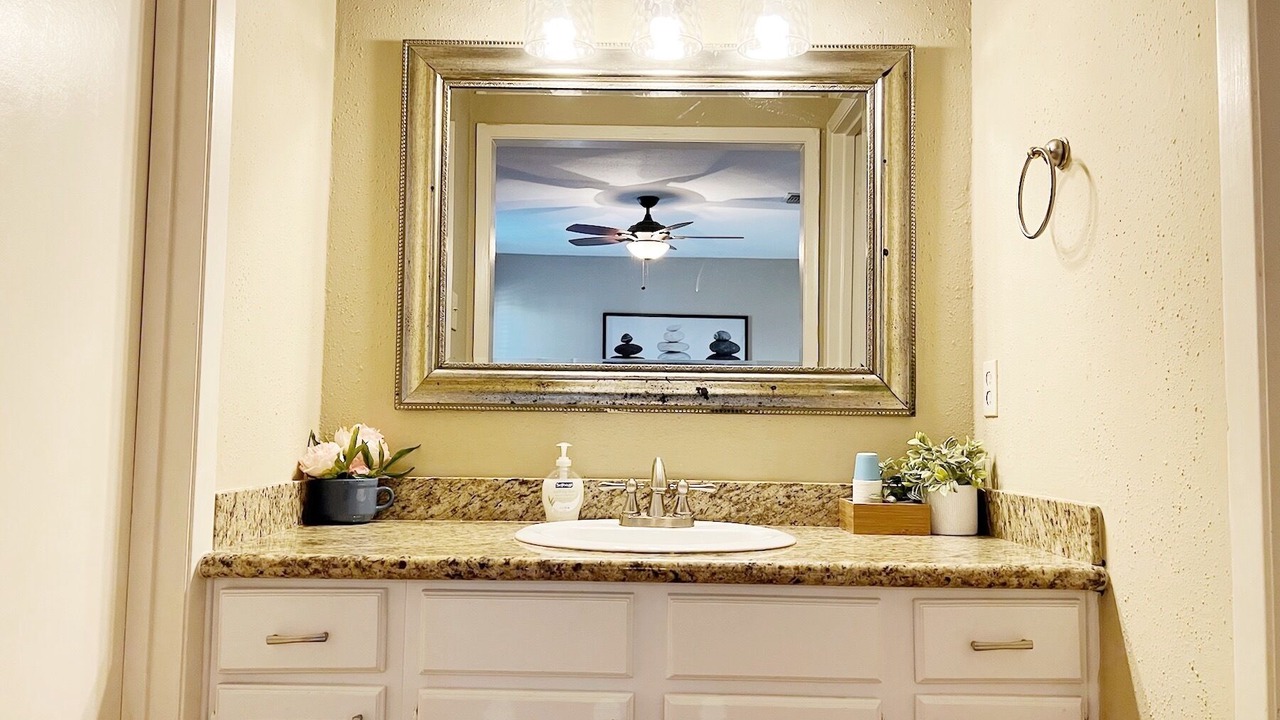 Photo of Bathroom in Nassau Bay