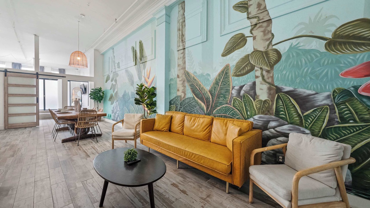 Photo of Livingroom in Civic Core