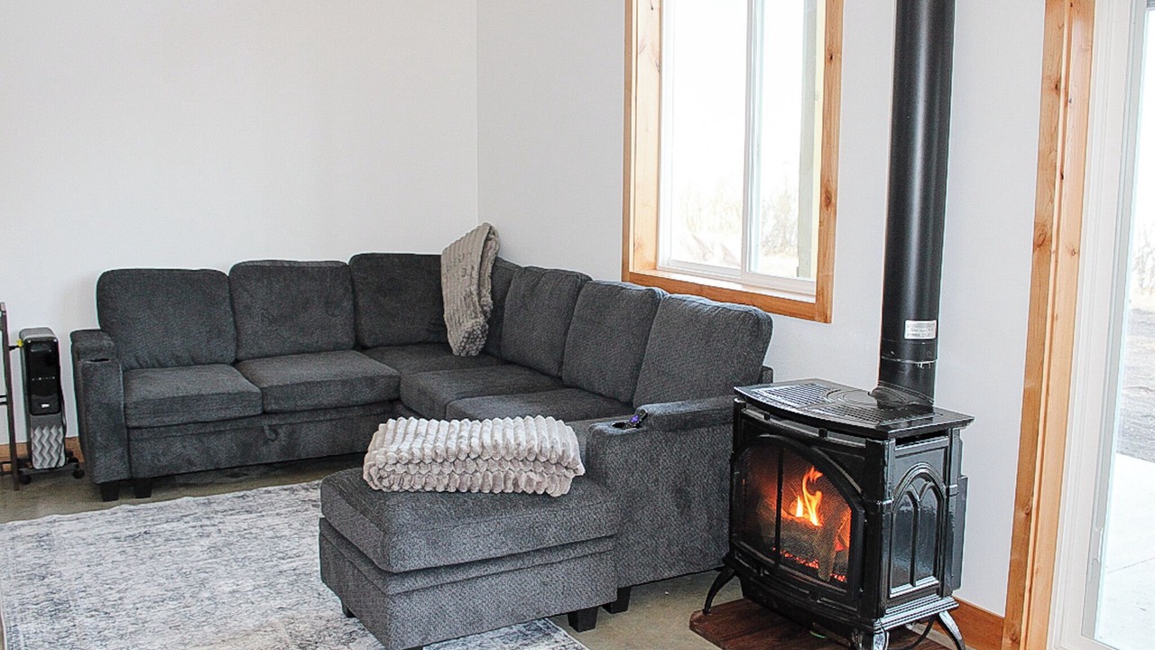 Photo of Livingroom in McIntosh County