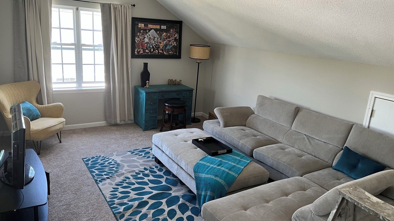 Photo of Livingroom in Prosperity Church Road