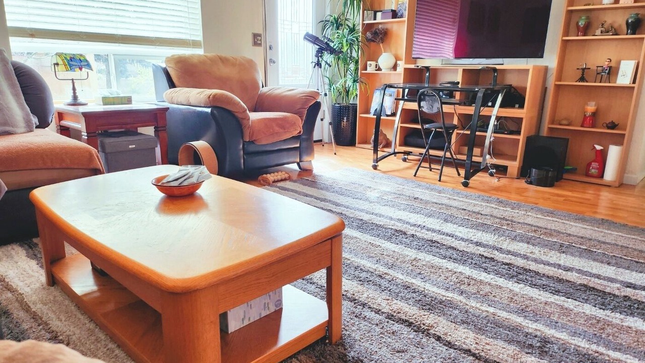 Photo of Livingroom in Alabama Hill
