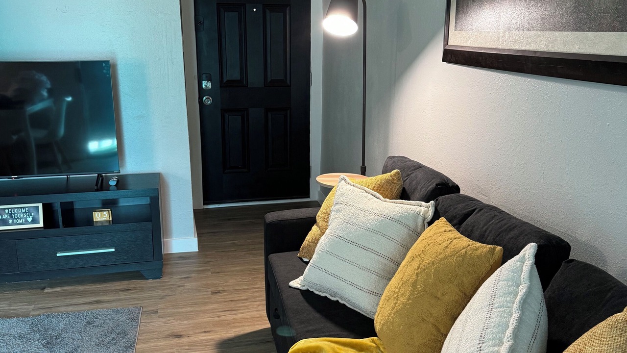 Photo of Livingroom in Harlandale