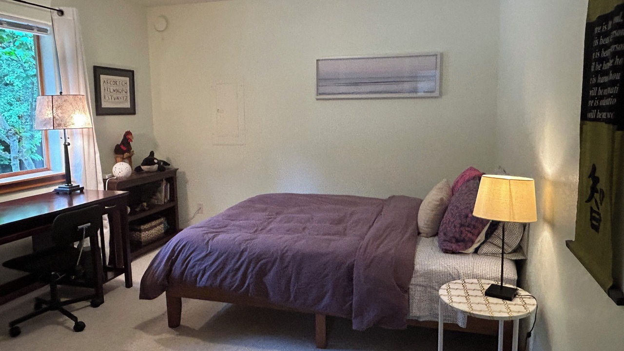 Photo of Bedroom in Clinton