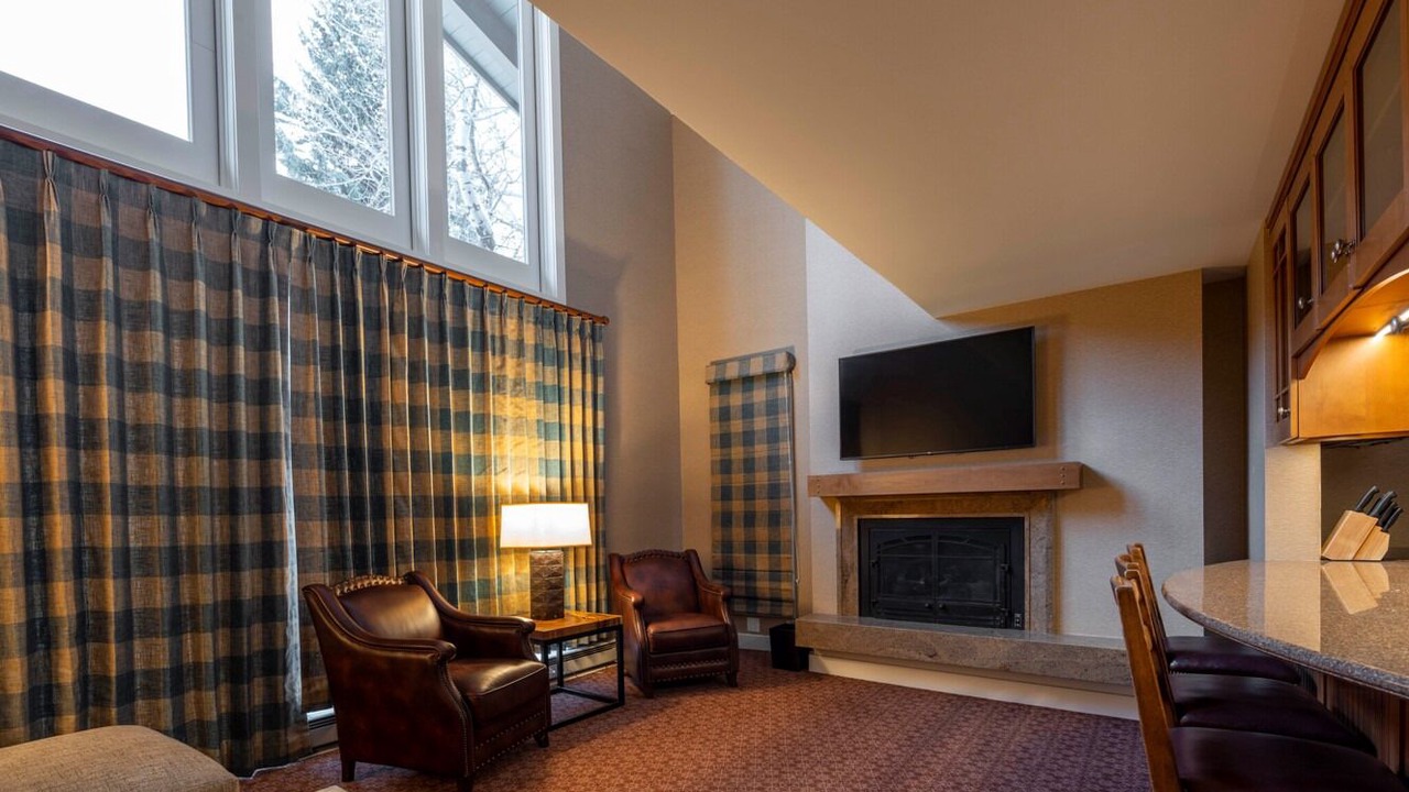 Photo of Livingroom in Elkhorn