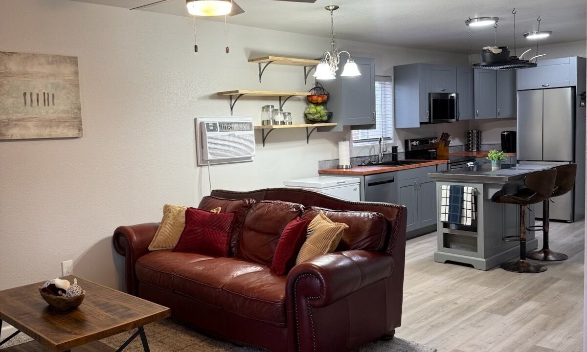 Photo of Livingroom in Cheyenne
