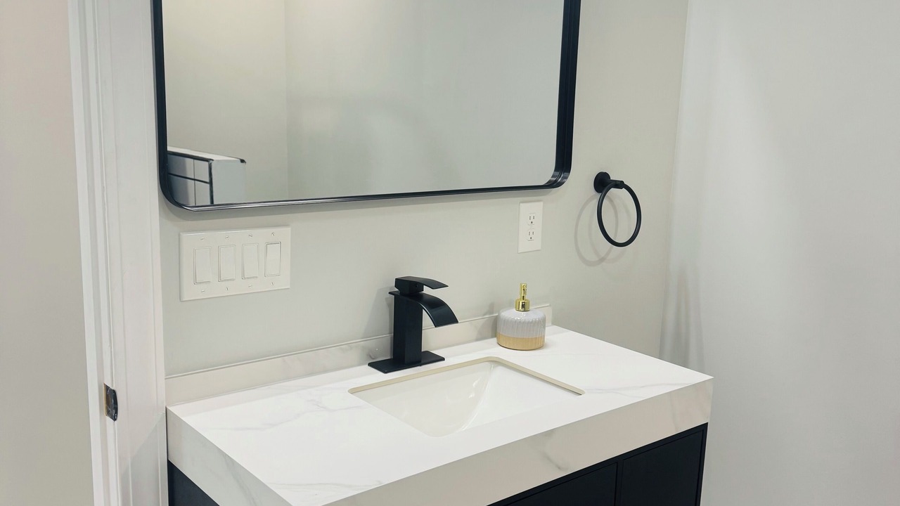 Photo of Bathroom in Counce
