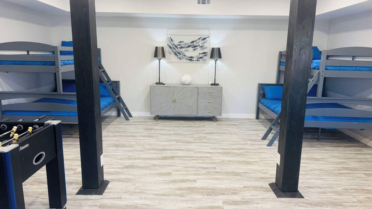 Photo of Bedroom in Counce