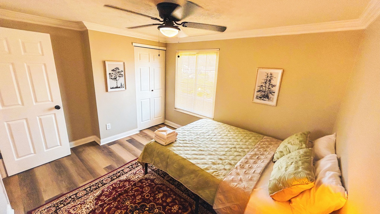 Photo of Bedroom in Irwin