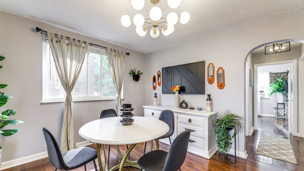 Photo of Livingroom in Cincinnati