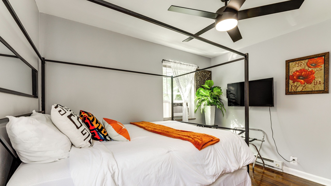 Photo of Bedroom in Cincinnati