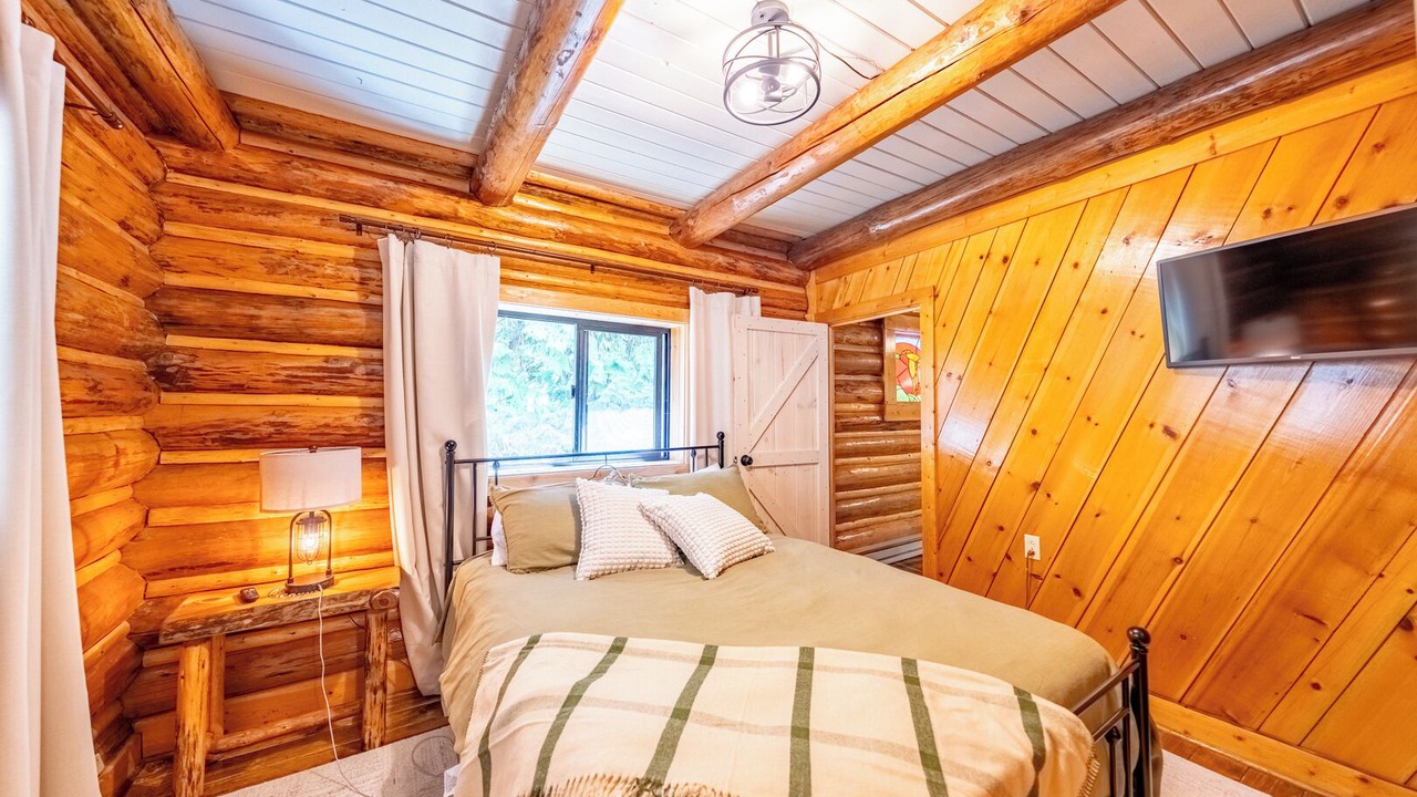 Photo of Bedroom in Troy