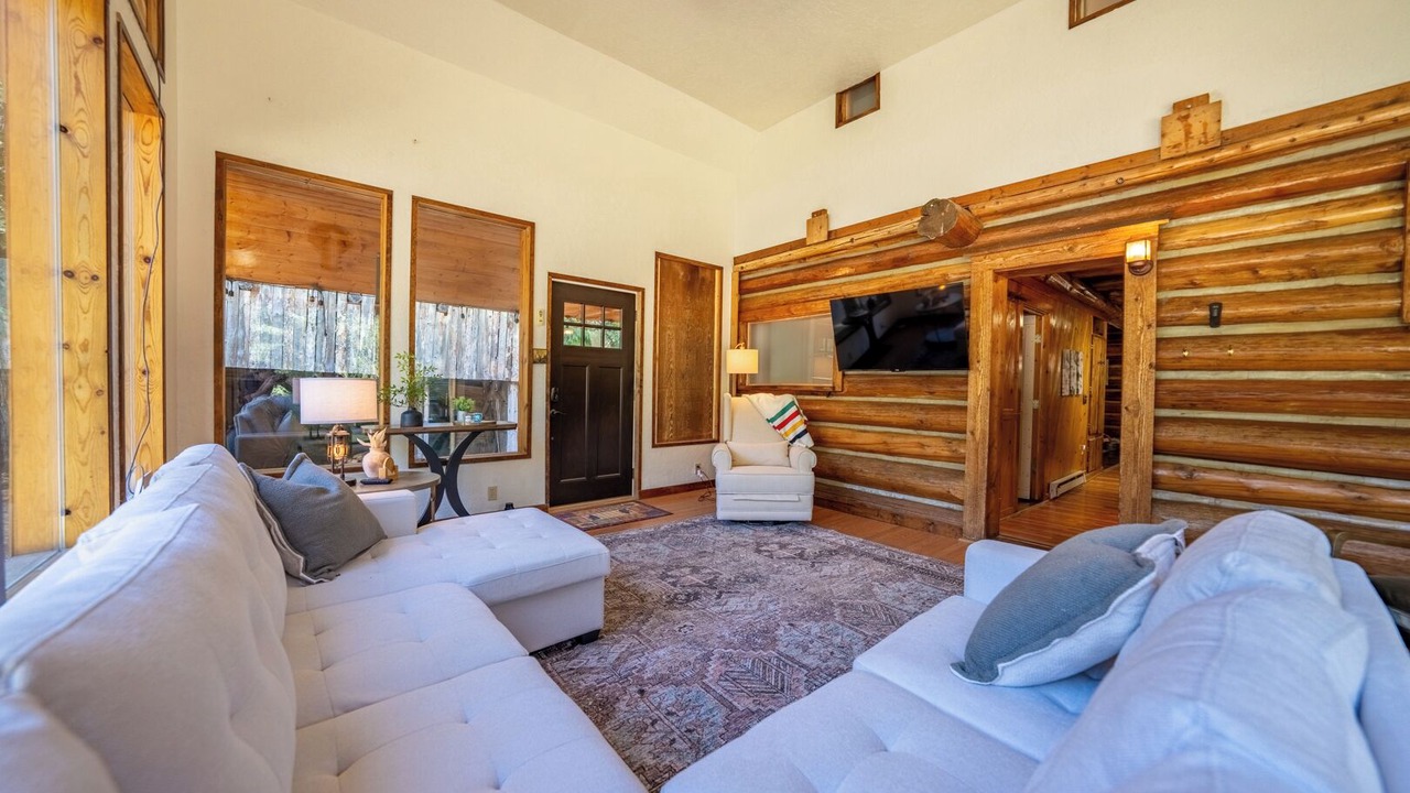 Photo of Livingroom in Troy