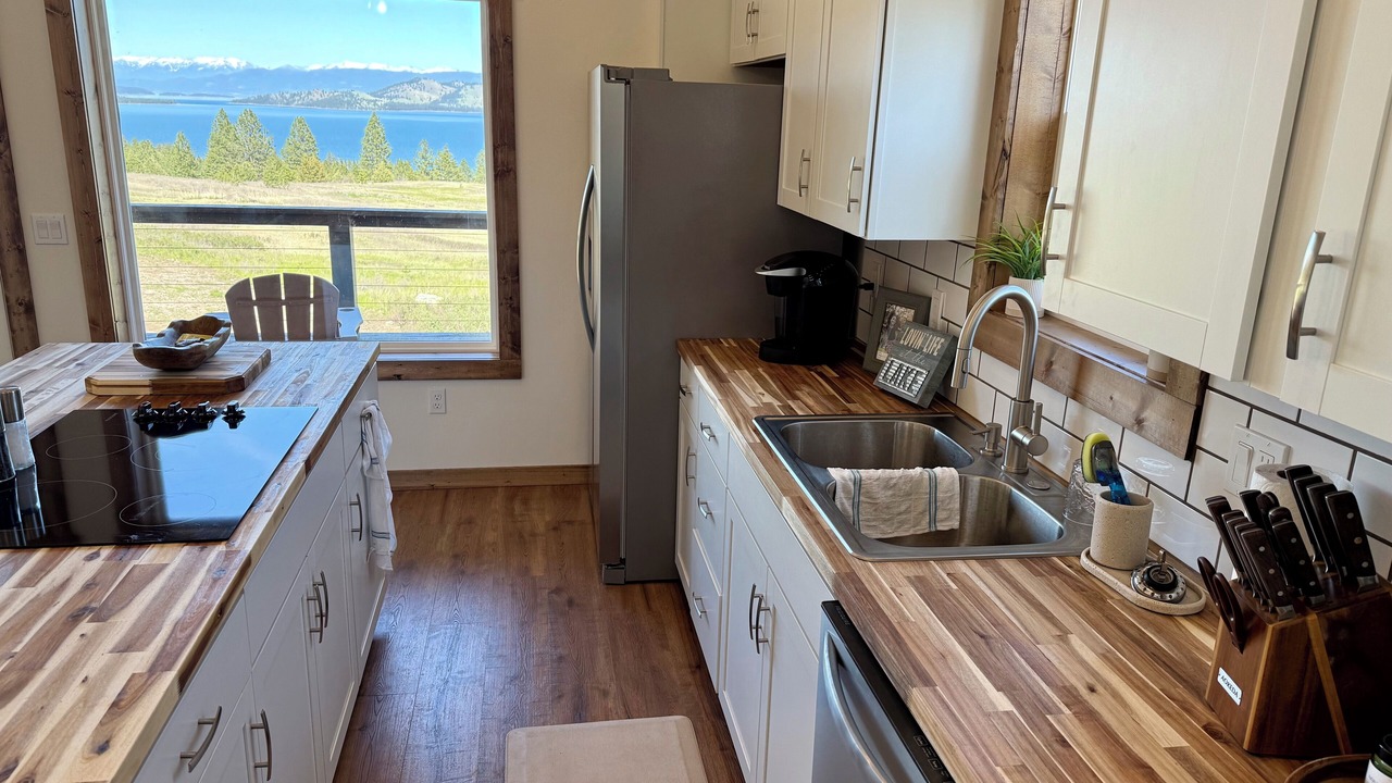 Photo of Kitchen in Big Arm