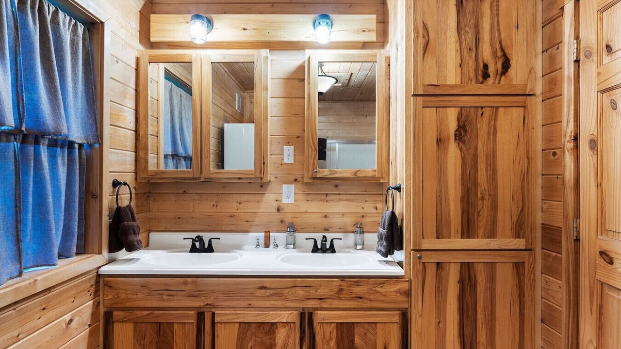 Photo of Bathroom in Sagle