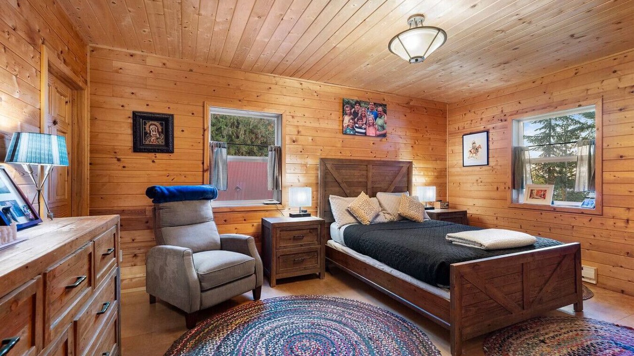 Photo of Bedroom in Sagle