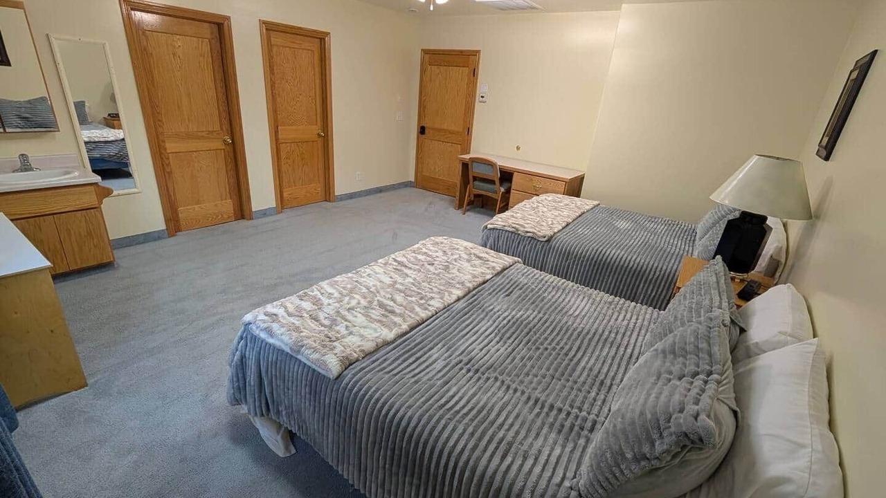 Photo of Bedroom in Hot Springs