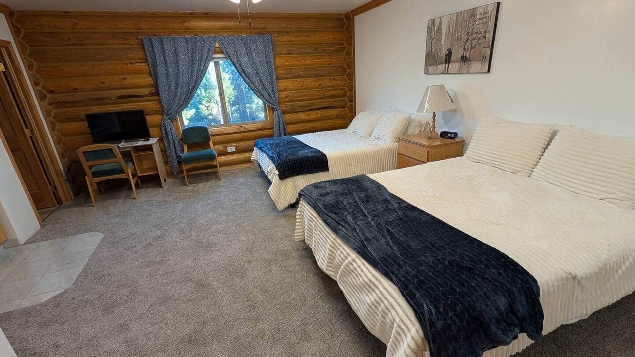 Photo of Bedroom in Hot Springs