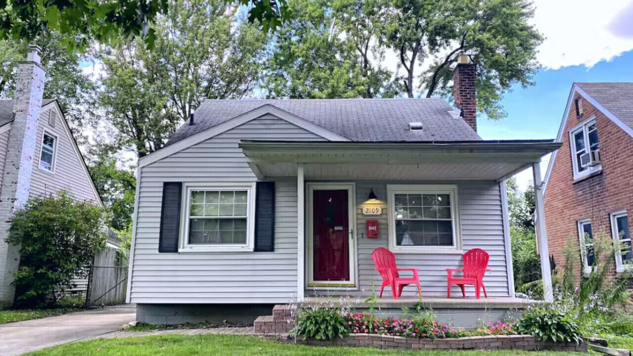 Photo of Outdoor in Royal Oak