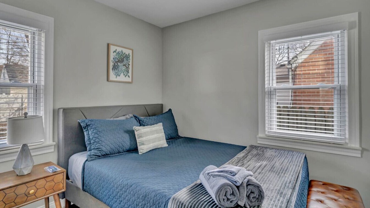Photo of Bedroom in Royal Oak