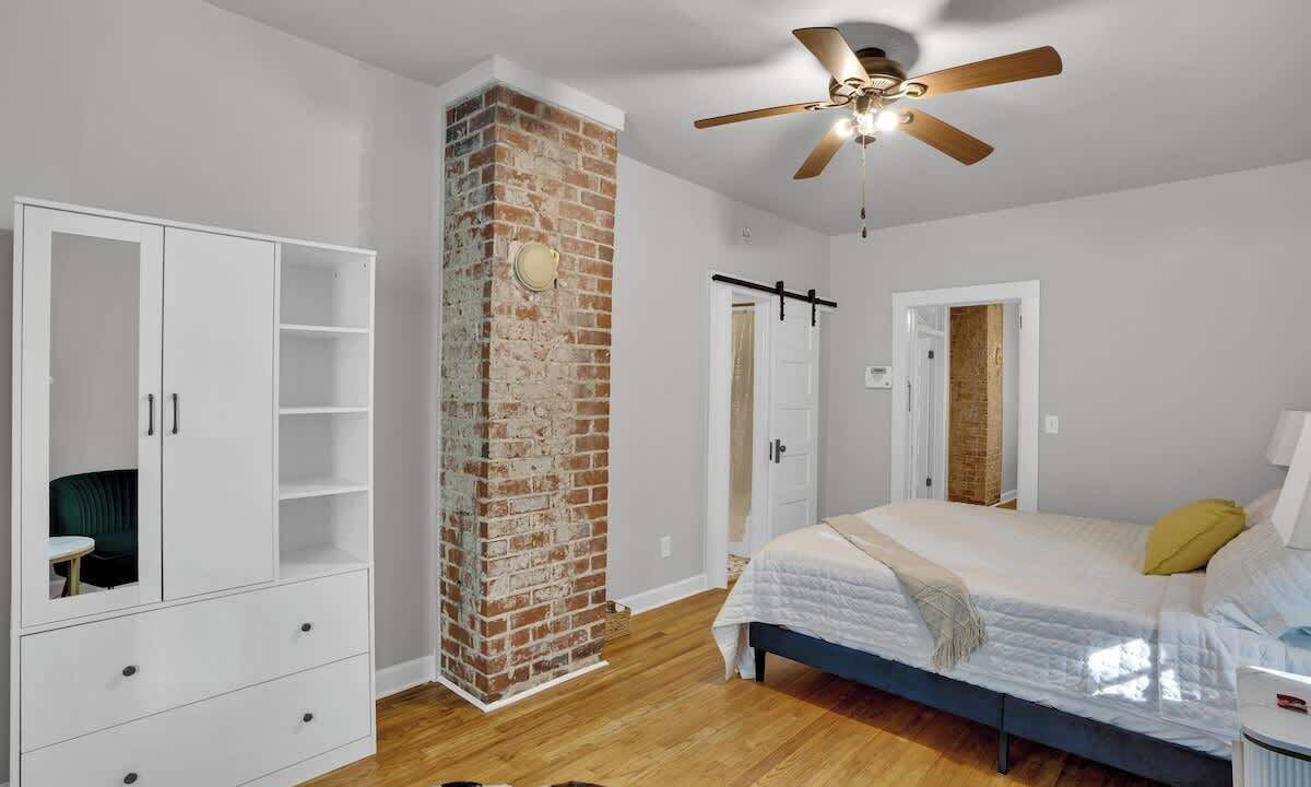 Photo of Bedroom in Rosewood