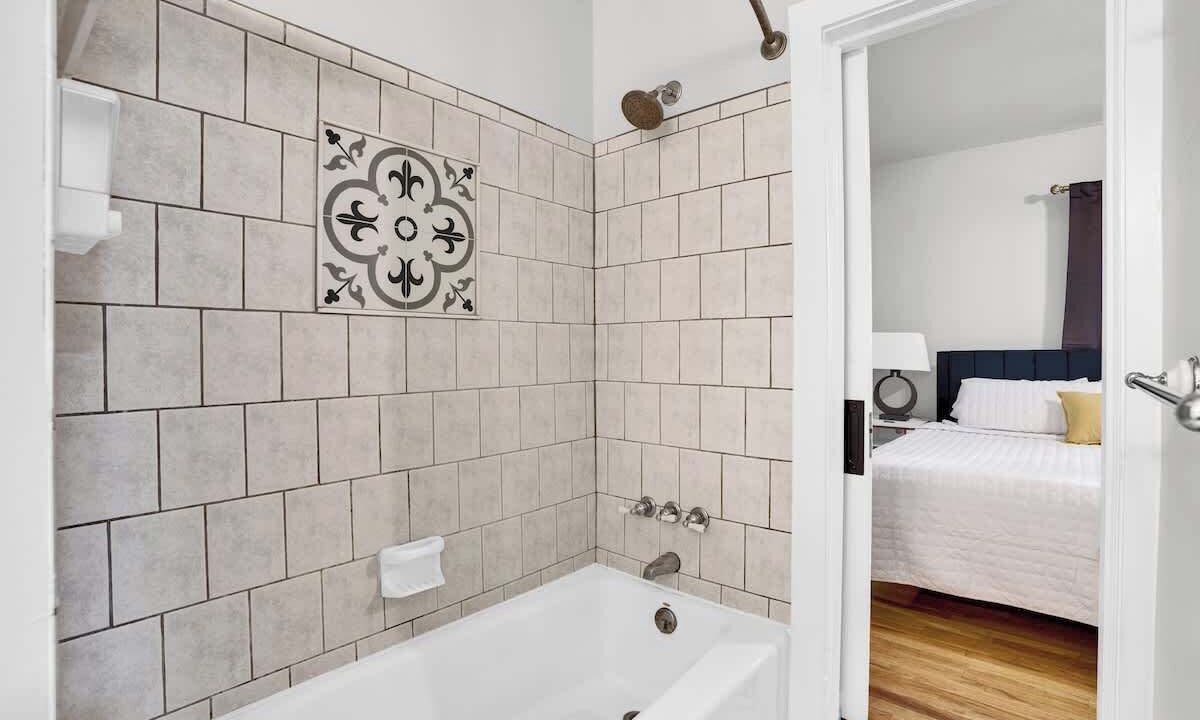 Photo of Bathroom in Rosewood