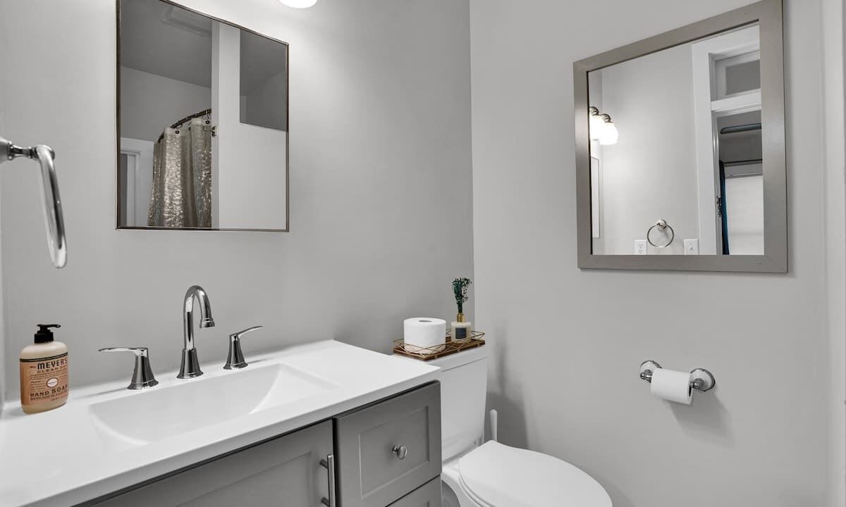 Photo of Bathroom in Rosewood